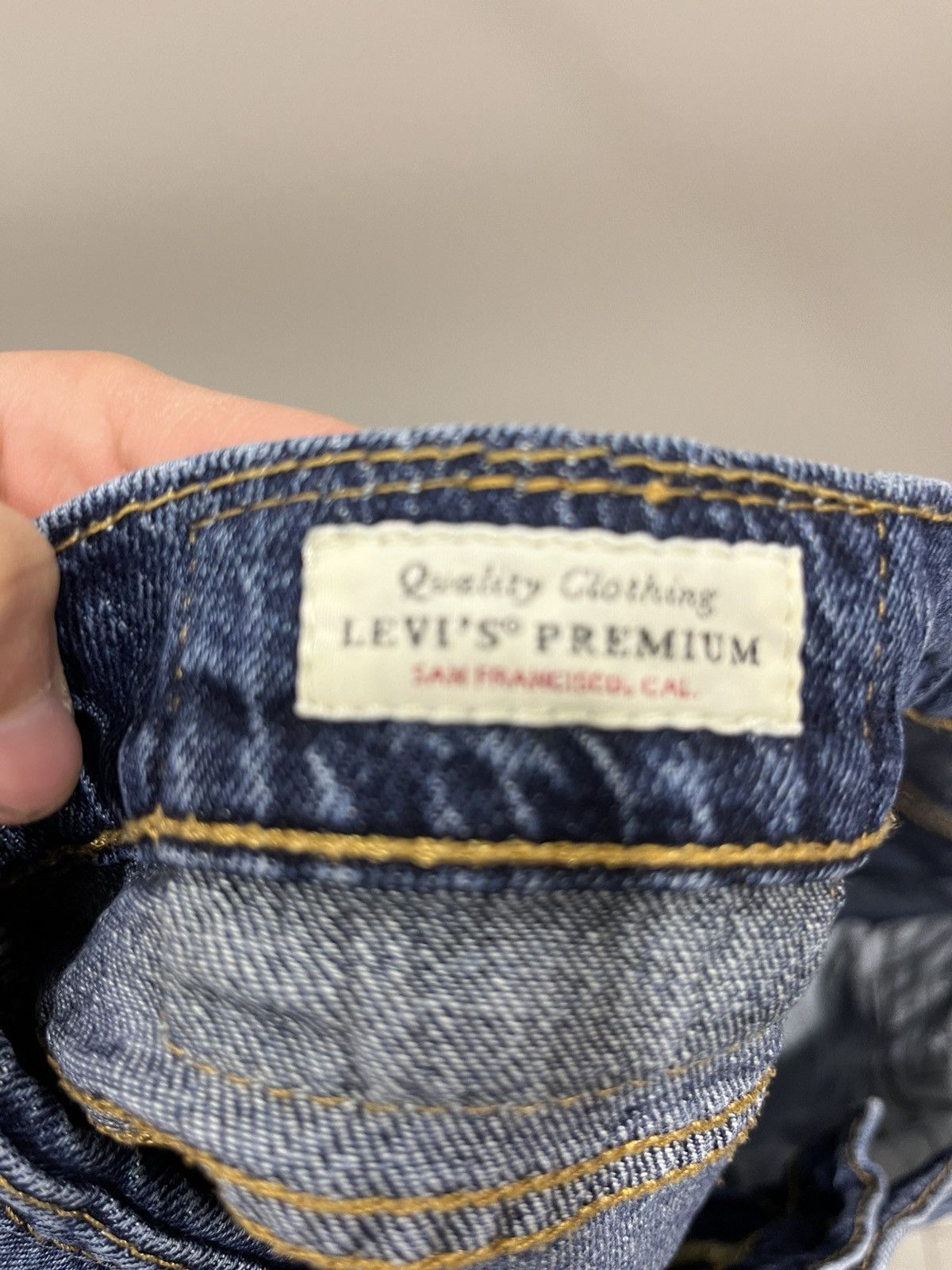 Levi's Levi’s 502 Vintage 90s Distressed Tapered Denim Whisker Fade Size US 36 / EU 52 - 6 Thumbnail