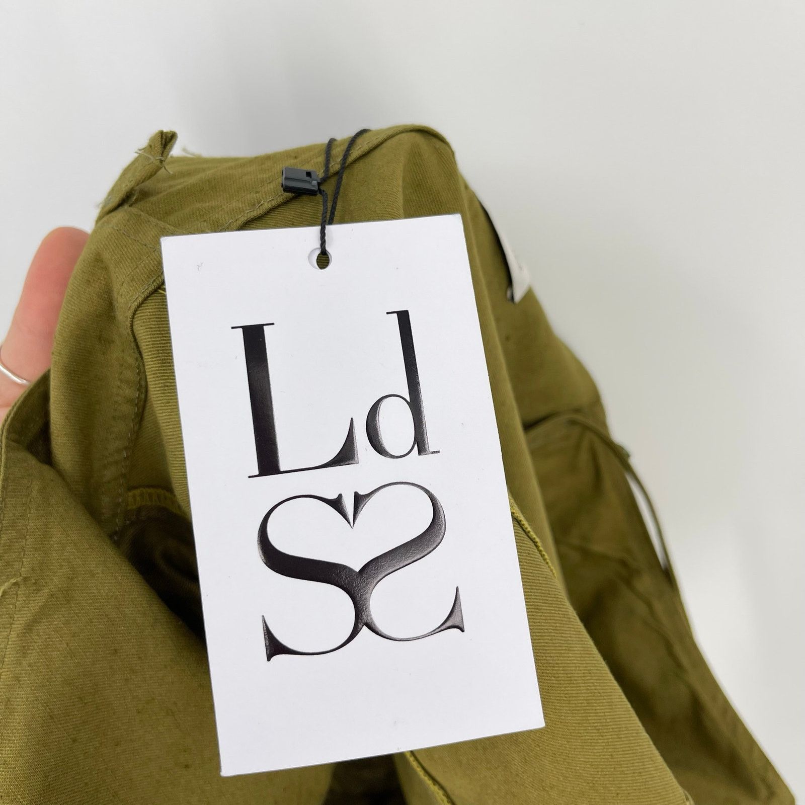 Ludovic De Saint Sernin Ludovic de Saint Sernin | NWT Easy Cleavage Top in Olive L Size L / US 10 / IT 46 - 6 Thumbnail