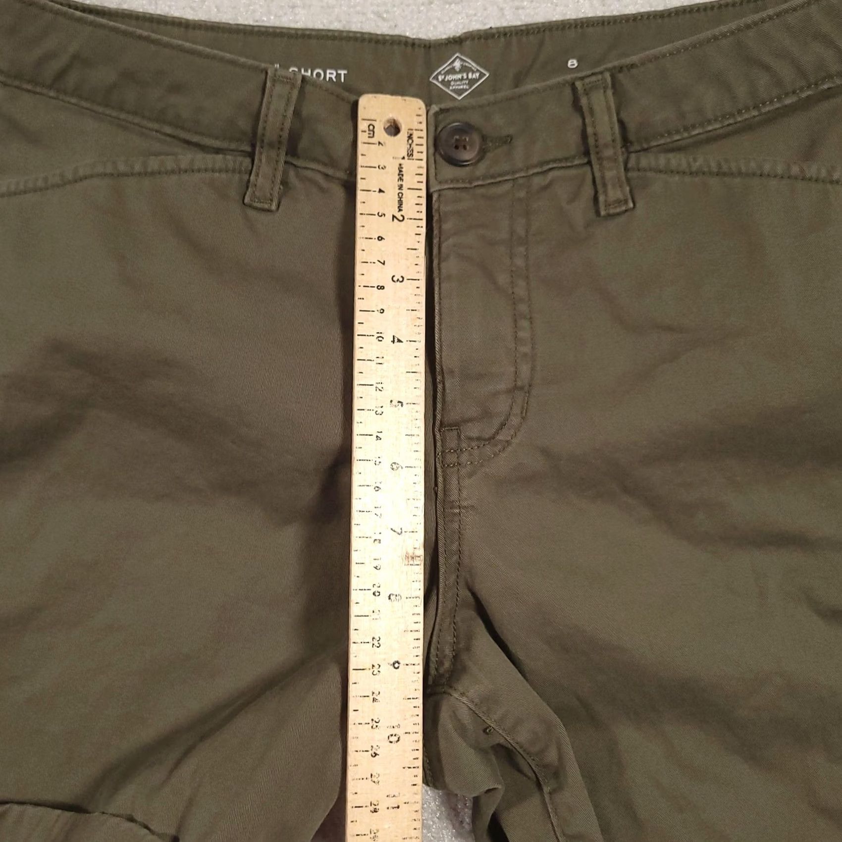 Vintage St. John's Bay Shorts Womens 8 Olive Green 7 Inch Chino Stretch Cotton Casual Flat Front Womens Shorts Size 30" / US 8 / IT 44 - 5 Thumbnail