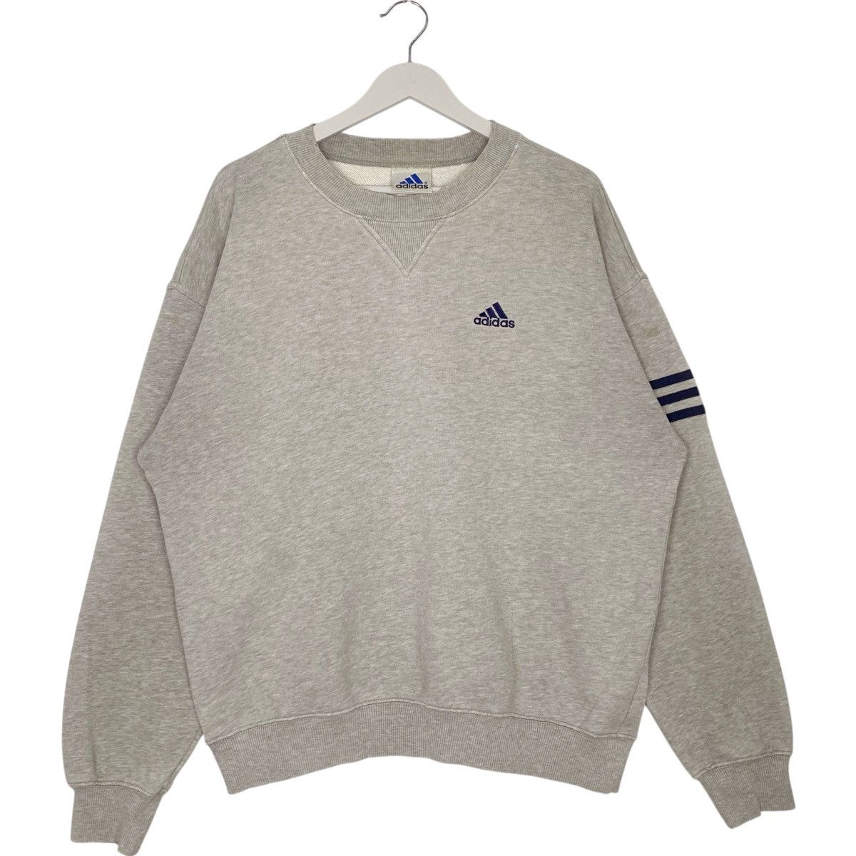 Vintage Vintage Adidas Embroidery Crewneck Sweatshirt Gray Size M Size US M / EU 48-50 / 2 - 1 Thumbnail