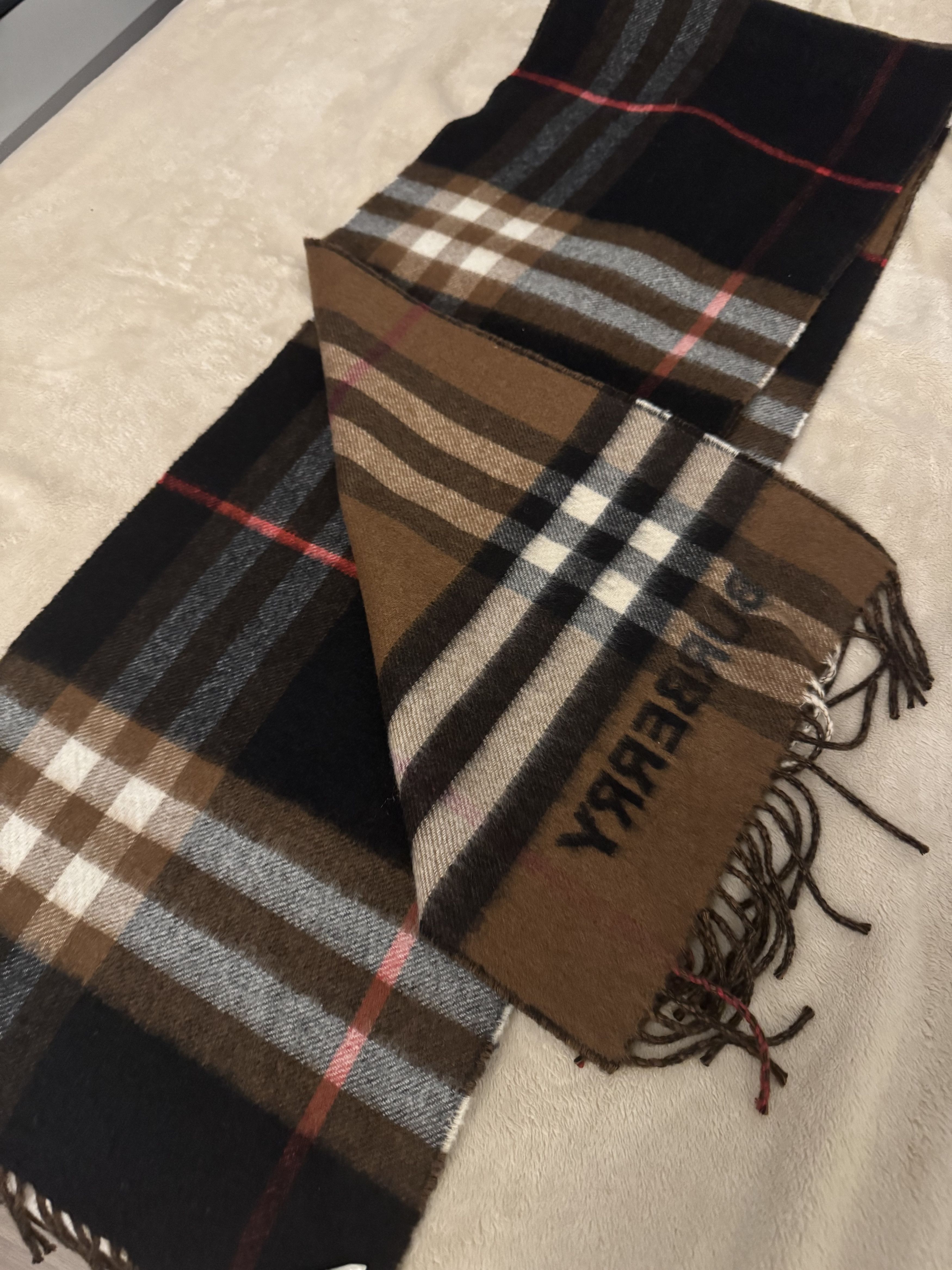 Burberry Burberry Giant Check Cashmere Scarf Size ONE SIZE - 3 Thumbnail