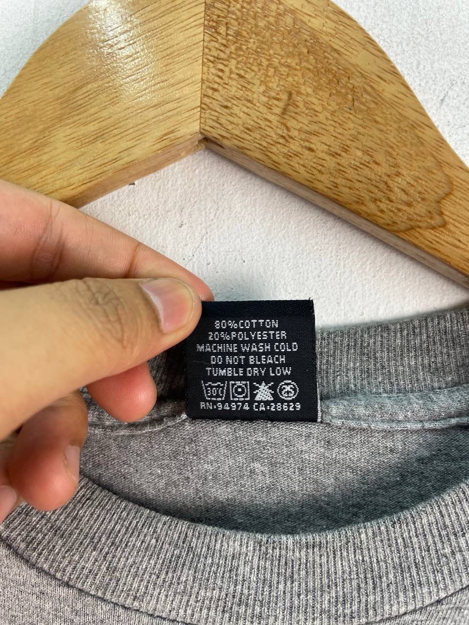 Stussy Vintage Y2K Stussy Low Tide t shirt Size US L / EU 52-54 / 3 - 6 Thumbnail