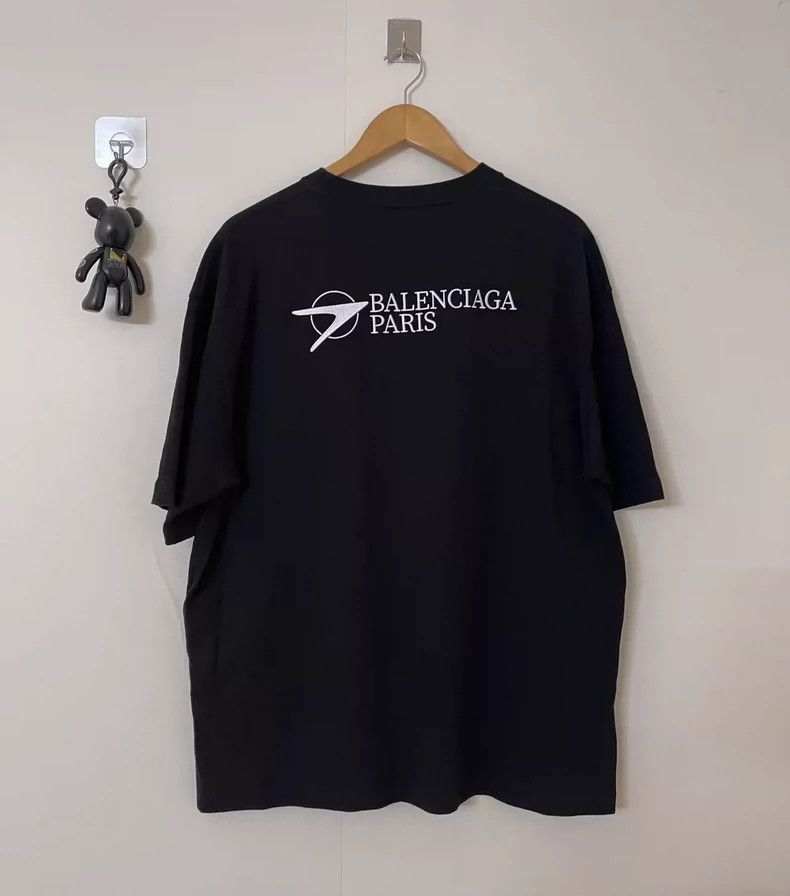 Balenciaga Balenciaga Embroidered Arrow Short Sleeve 2502-Nextarrow Size US L / EU 52-54 / 3 - 2 Thumbnail