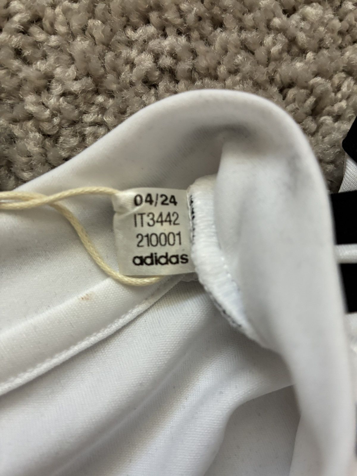 Adidas 2024/2025 Real Madrid Home Kit Size US XL / EU 56 / 4 - 6 Thumbnail
