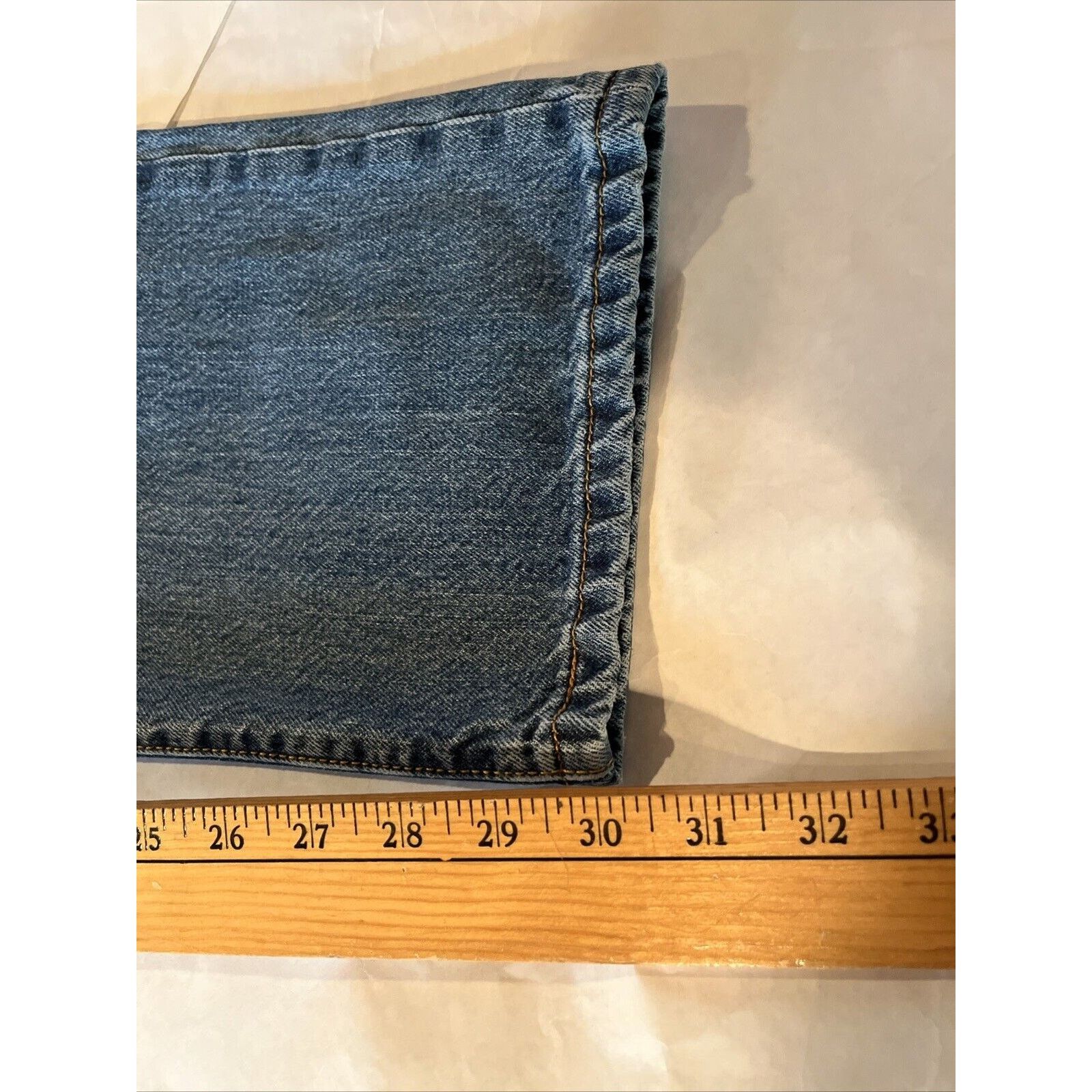 Levi's Levi’s 501 VTG Mens 33x30 Blue Denim Jeans Cotton Button Fly Size US 33 - 6 Thumbnail