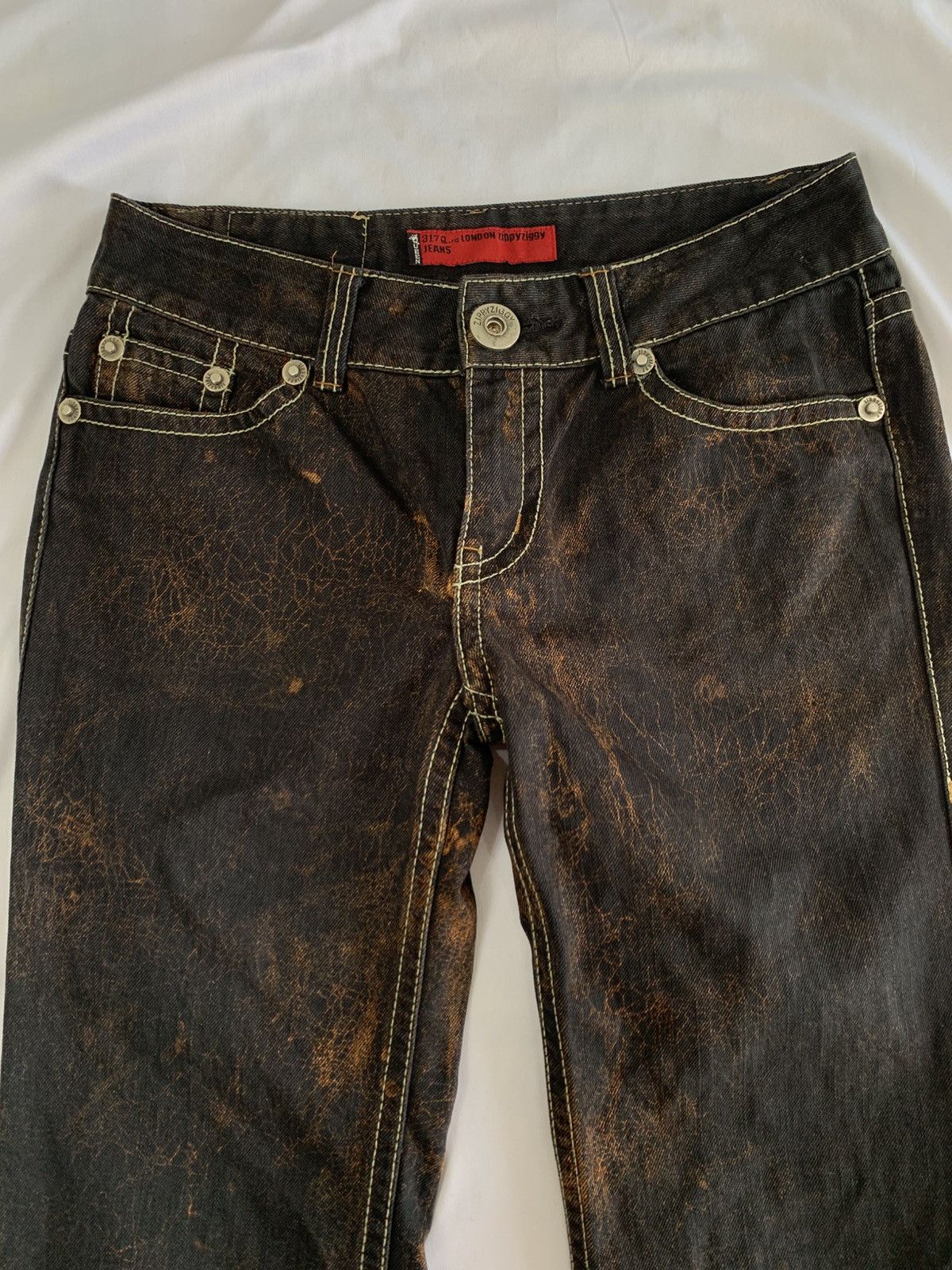 Japanese Brand Flare jeans cracked wash design zippy ziggy japan Size US 29 - 11 Thumbnail