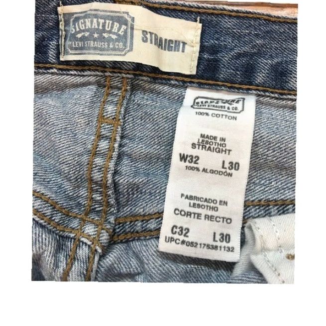 Levi's VINTAGE Levi's Signature Denim Jeans Straight 32x30 Blue 90s Metal Theme Mens Regular 32 Size US 32 / EU 48 - 7 Thumbnail