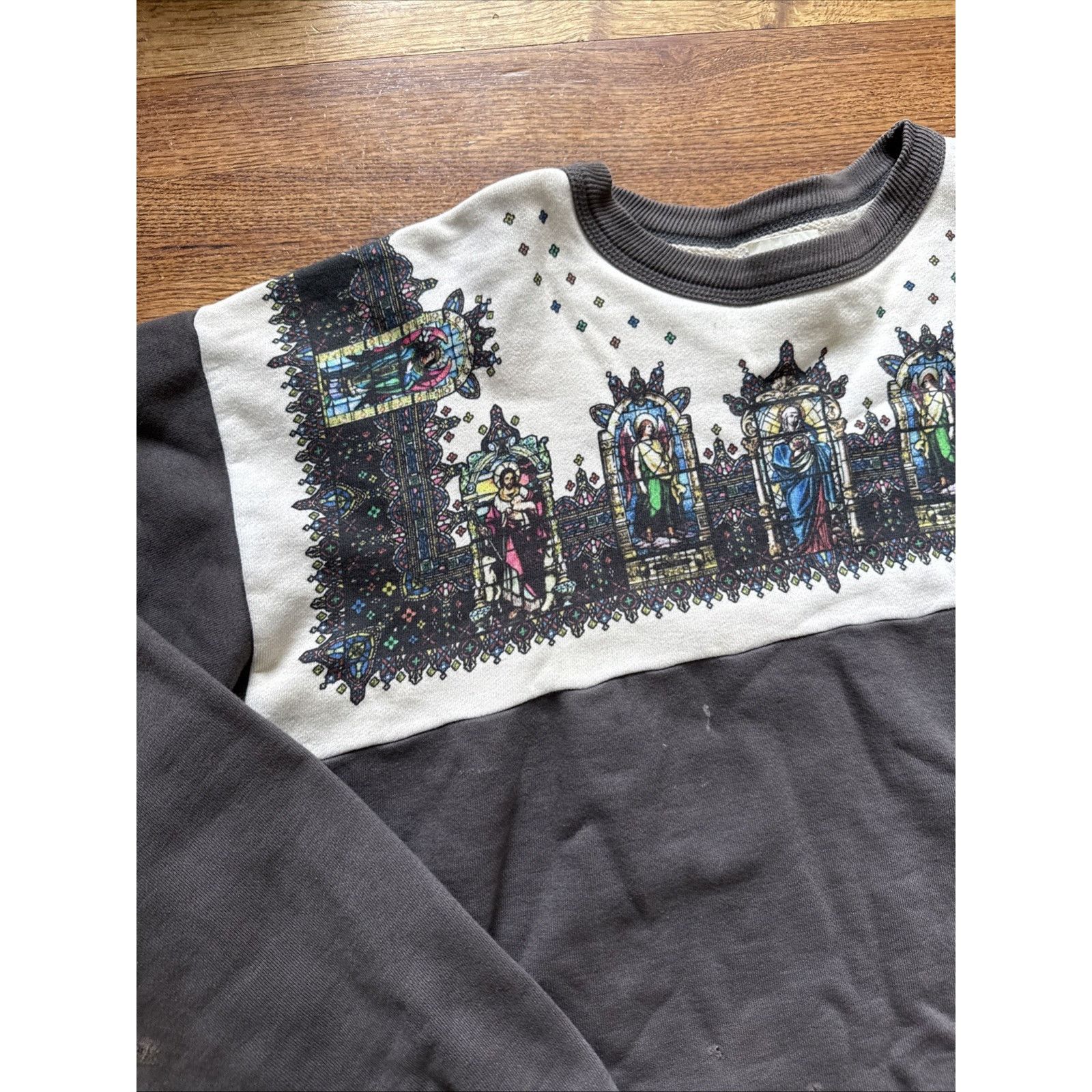 Saint Michael Saint Michael stained glass crewneck sweatshirt Size XL Size US XL / EU 56 / 4 - 2 Thumbnail