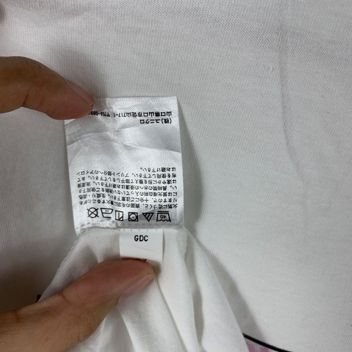 Uniqlo KIMETSU NO YAIBA x UNIQLO Demon Slayer Anime Tee Shirt Top Size XL / US 12-14 / IT 48-50 - 10 Thumbnail