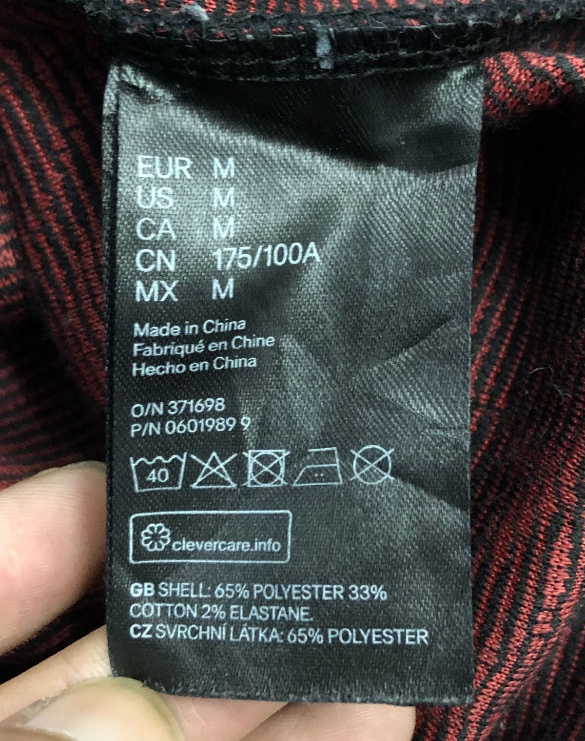 H&M H&M Black & Red Marble Print Sweatshirt Size US M / EU 48-50 / 2 - 9 Thumbnail