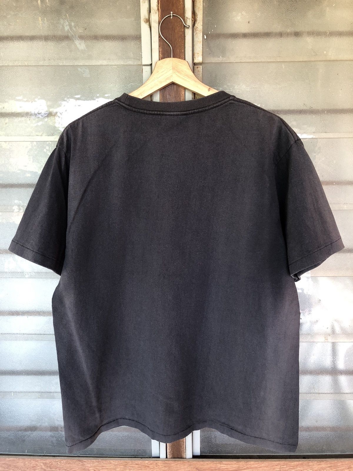 Bape Vintage A Bathing Ape Logo Sun Faded Shirt Tee Size US L / EU 52-54 / 3 - 10 Thumbnail