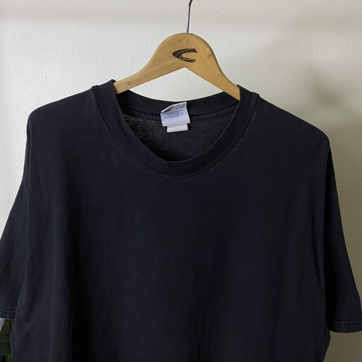 Champion 1990s Champion Faded Black Blank T Shirt Size US XL / EU 56 / 4 - 2 Thumbnail