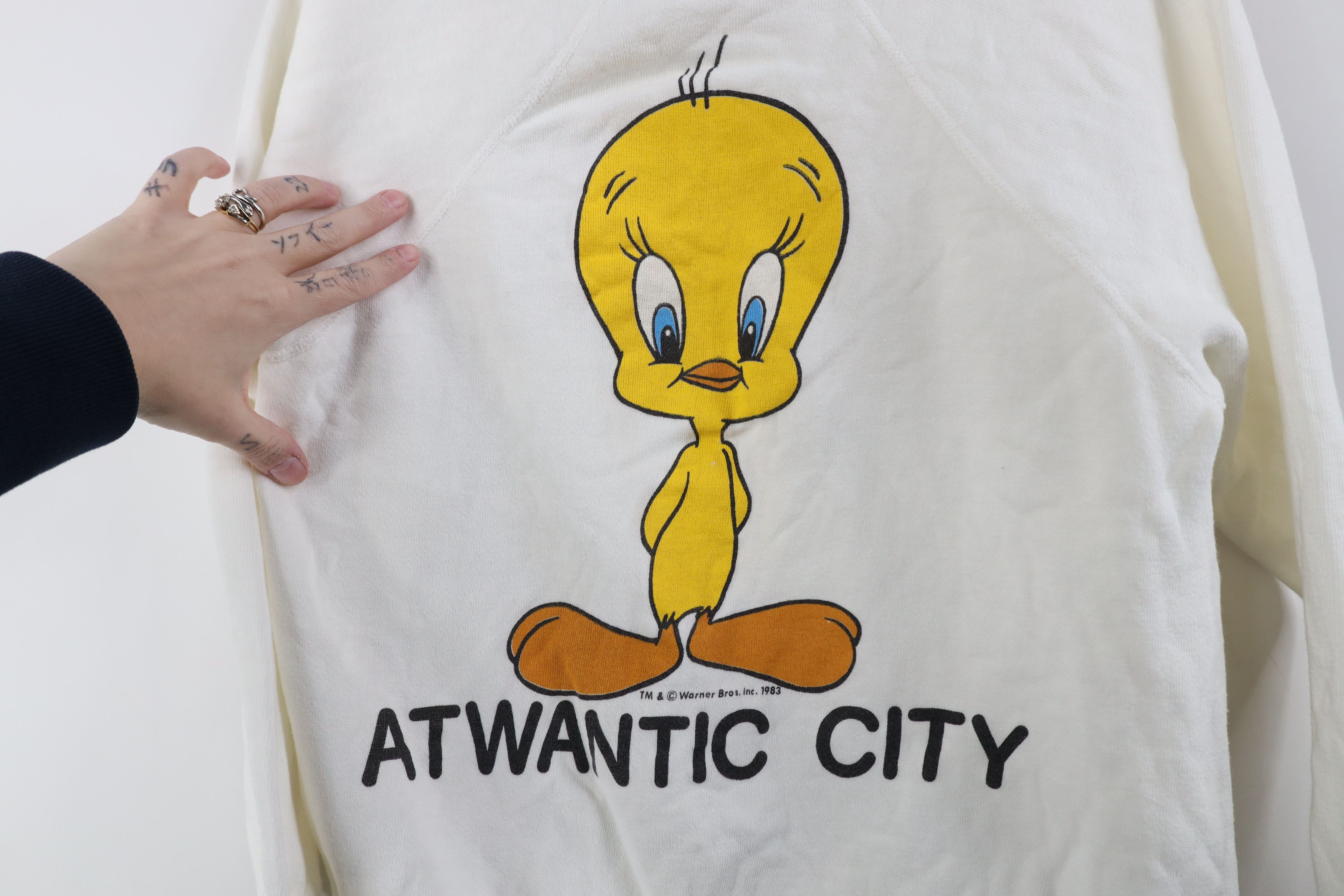 Vintage Vintage 80s Warner Bros Tweety Bird Atlantic Sweatshirt Size S / US 4 / IT 40 - 4 Thumbnail