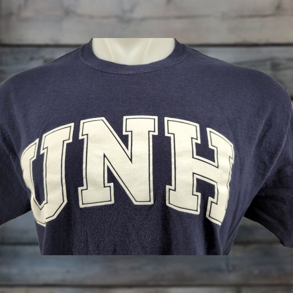 Champion VINTAGE UNH Wildcats College T-Shirt Large Champion Shirt Mens Blue 90s? Size US L / EU 52-54 / 3 - 1 Thumbnail