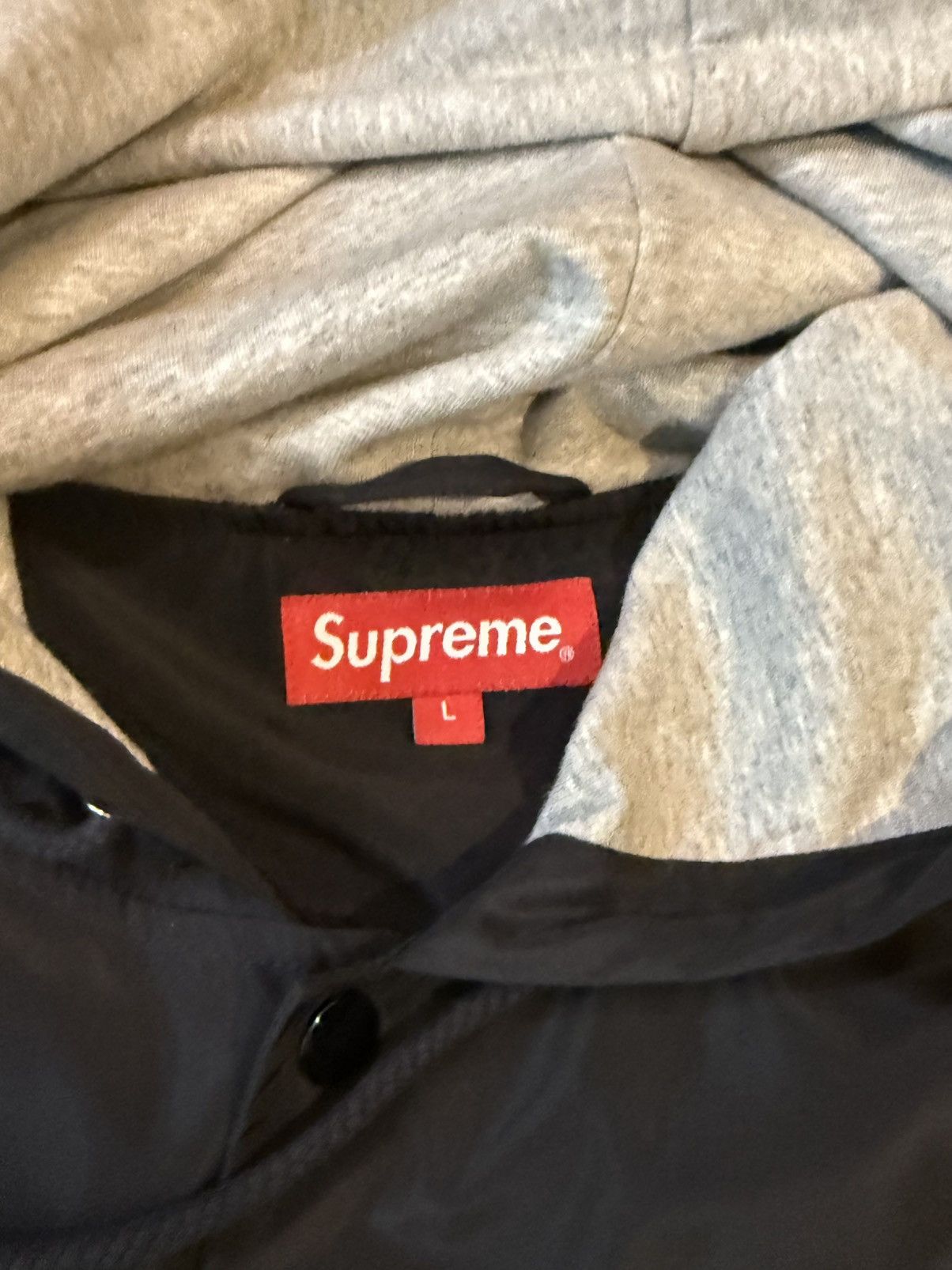 Supreme Supreme Vertical Logo Hooded Coaches Jacket SS 17 Size US L / EU 52-54 / 3 - 3 Thumbnail