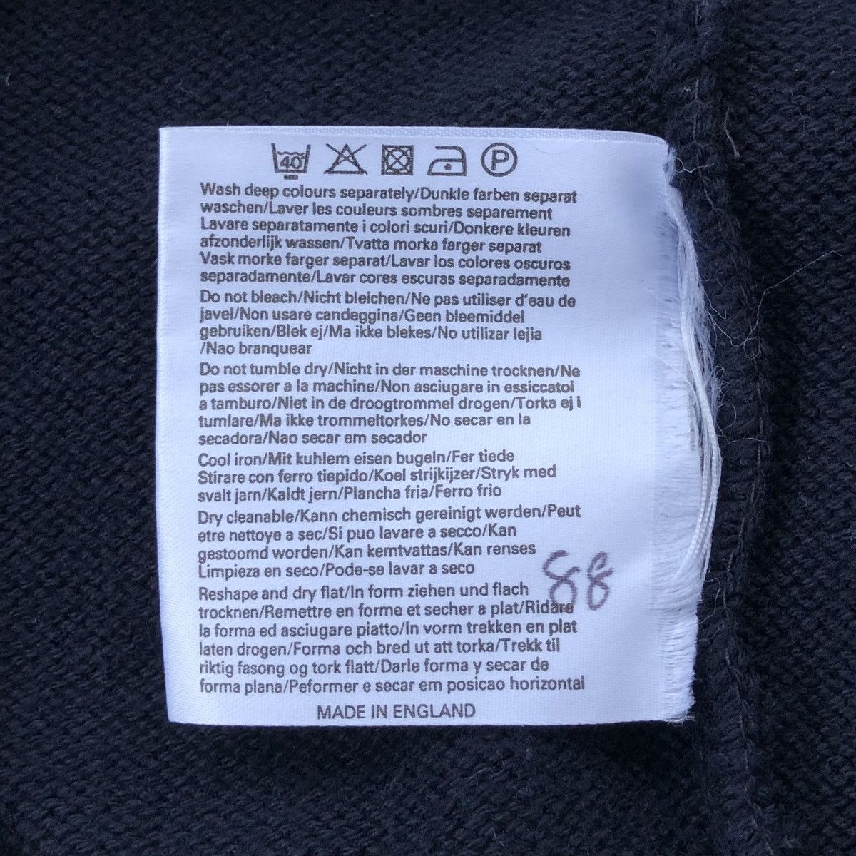 Burberry Vintage Burberrys Golf Logo Knitted Sweater Made in England Size US M / EU 48-50 / 2 - 17 Thumbnail