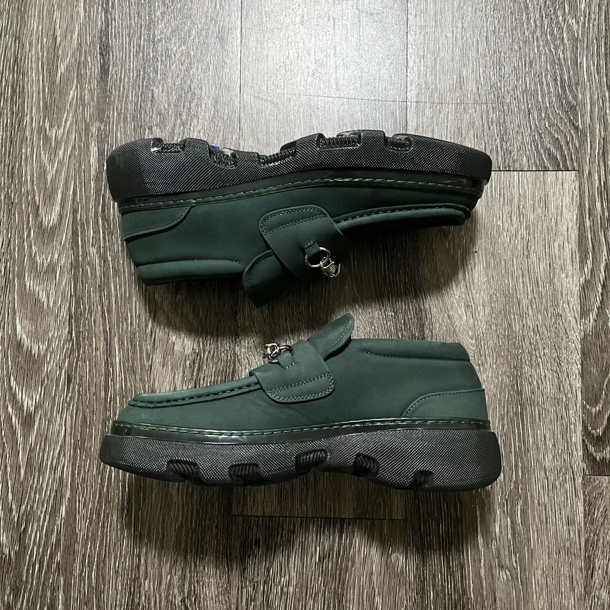 Burberry [Avg. Resell: $416] Burberry Nubuck Creeper Clamp Loafers Size US 9 / EU 42 - 3 Thumbnail