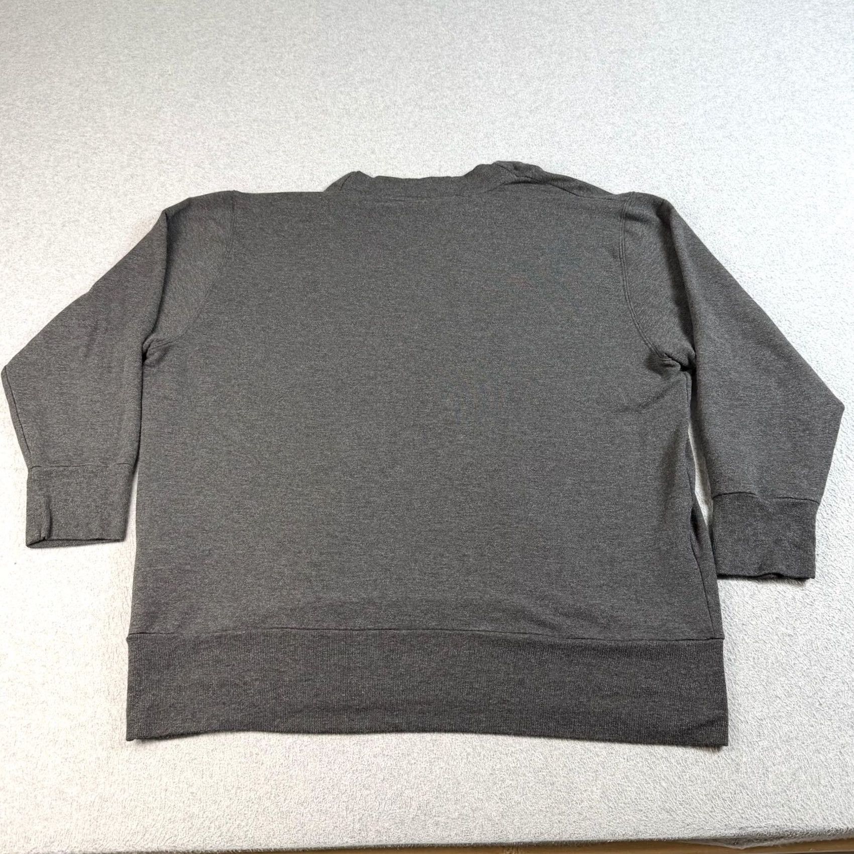 Athleta Athleta Sweatshirt Women XL Gray V-Neck Pullover Jersey Athleisure Yoga Gym Wrap Ladies Wear Size XL / US 12-14 / IT 48-50 - 2 Thumbnail