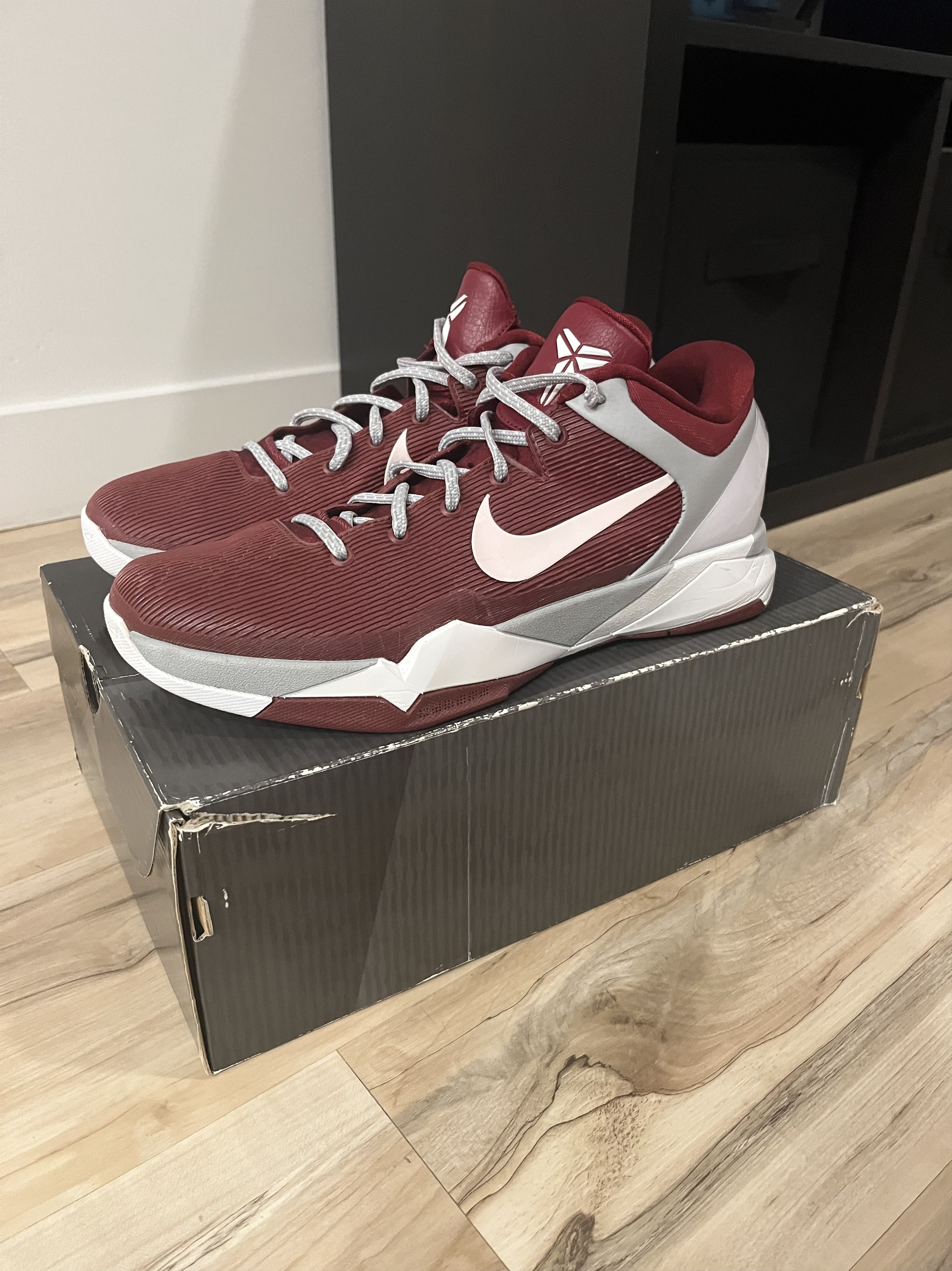 Nike Nike Kobe 7 Lower Merion Aces Size US 11.5 / EU 44-45 - 2 Thumbnail