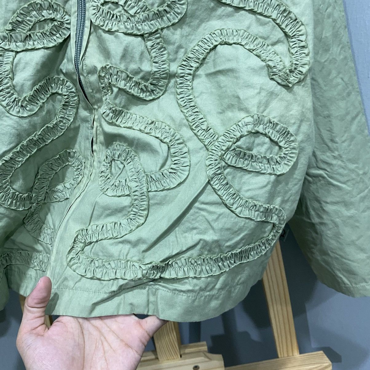 Hai Sporting Gear Archive Hai Sporting Gear IsseyMiyake 3D Swirl Ribbon Jacket Size M / US 6-8 / IT 42-44 - 9 Thumbnail