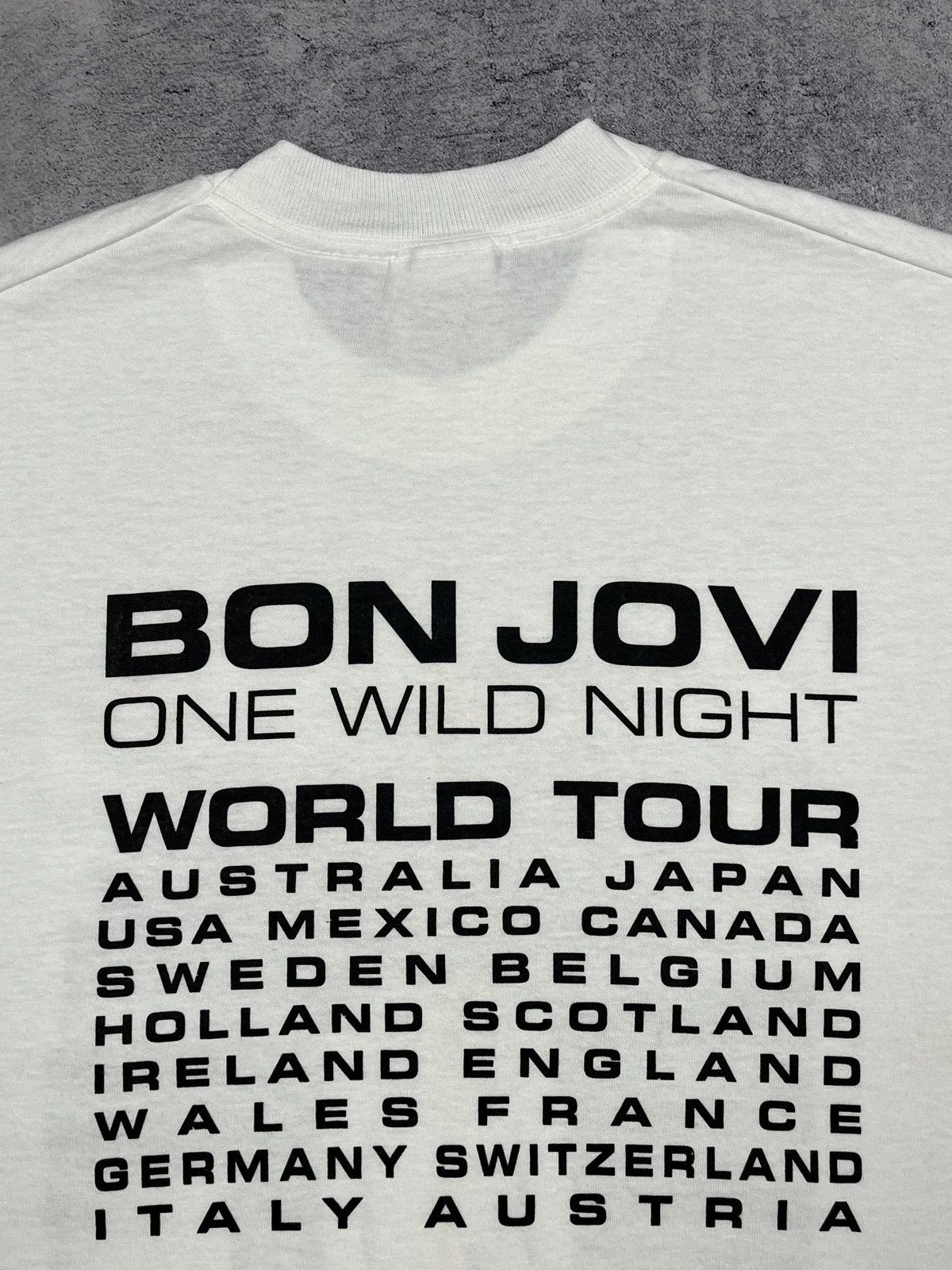 Band Tees Vintage Bon Jovi “One Wild Night” rock band T shirt 2001 Size US L / EU 52-54 / 3 - 22 Thumbnail