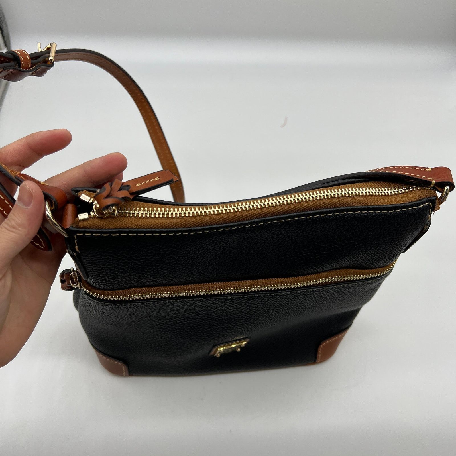 Dooney & Bourke Dooney & Bourke Pebble Leather Crossbody Handbags Black Size ONE SIZE - 6 Thumbnail