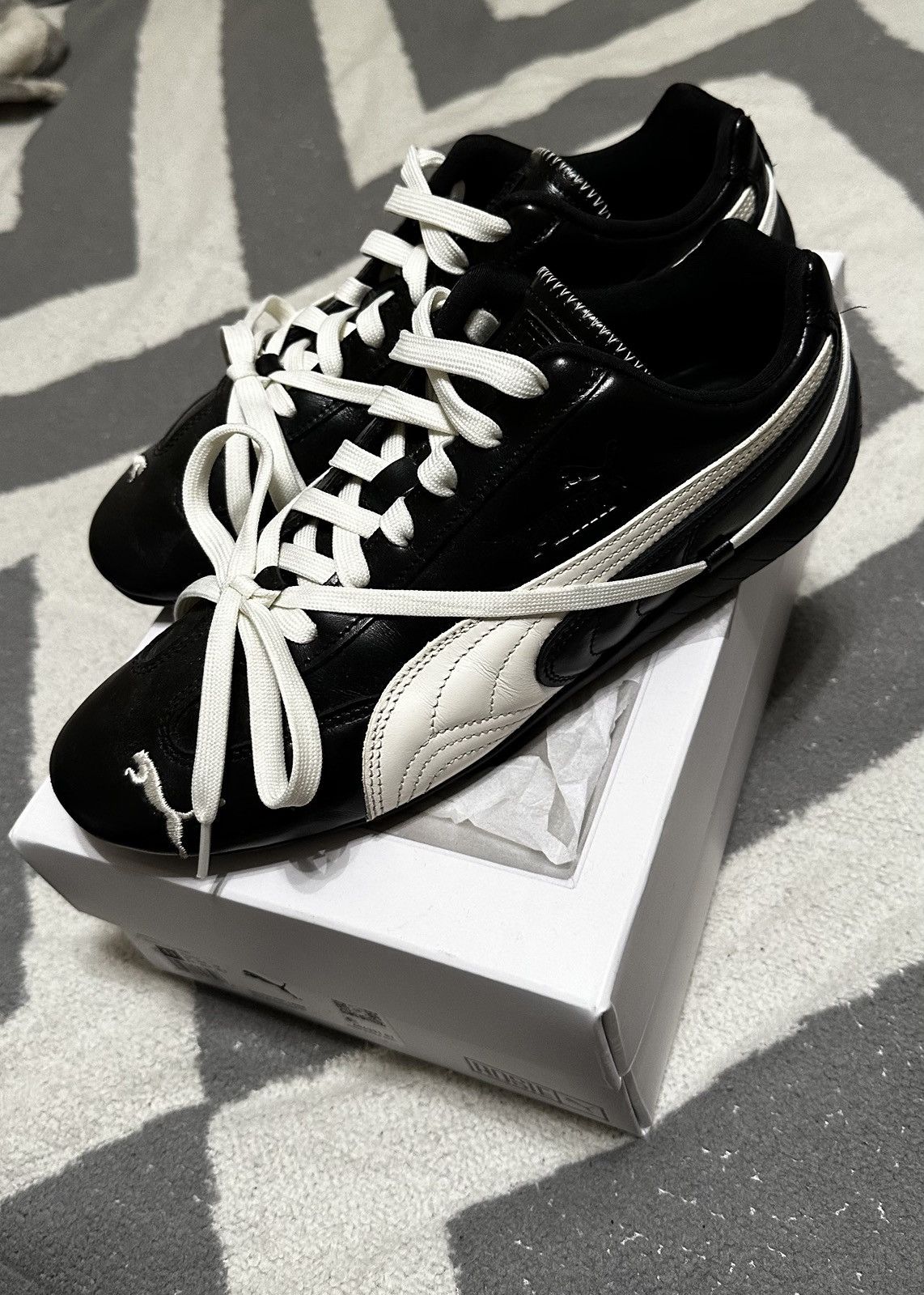 Puma Puma x Rosé Speedcat Premium Black/White (Size 9.5M/11W) Size US 9.5 / EU 42-43 - 1 Thumbnail