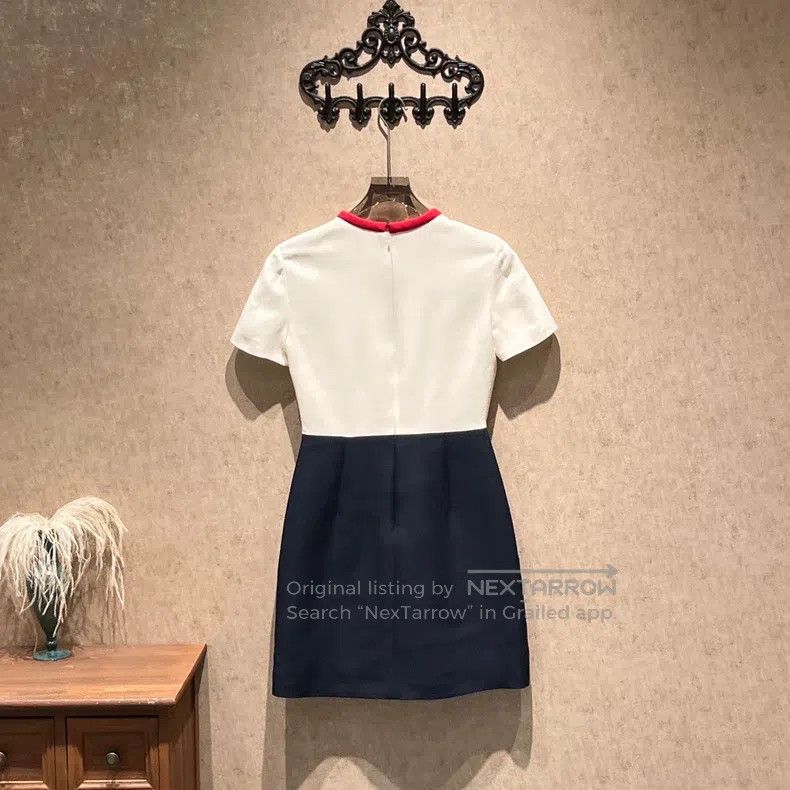 Valentino Valentino Contrasting chain logo dress Size M / US 6-8 / IT 42-44 - 2 Thumbnail