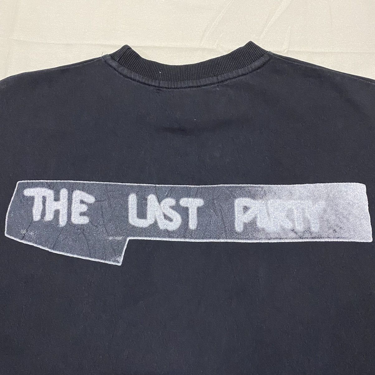 Japanese Brand Name Funy Guerrilla The Last Party Print Longsleeve Tshirt Size US XL / EU 56 / 4 - 4 Thumbnail