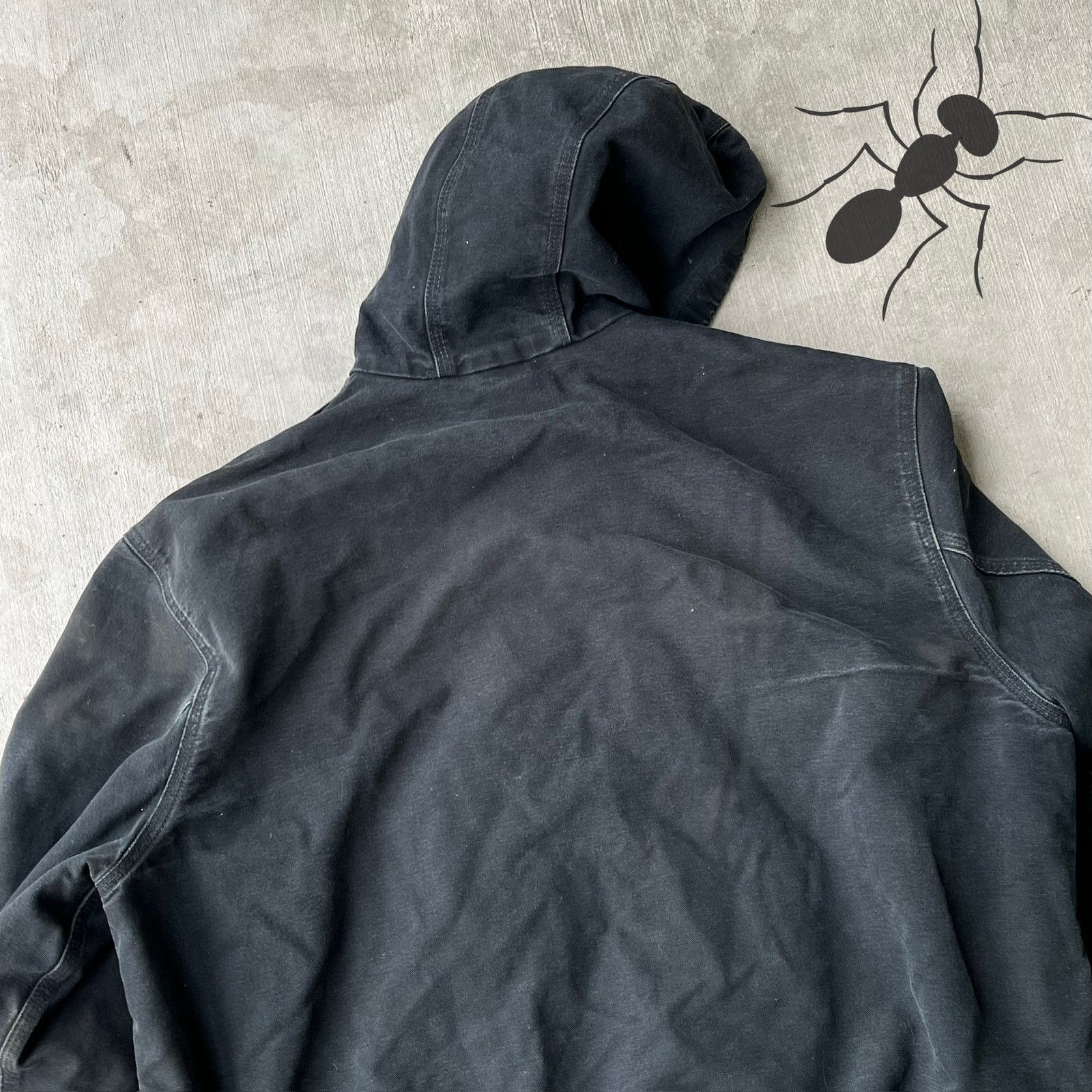 Carhartt × Vintage Carhartt J131 BLK faded black hooded work wear jacket Size US XXL / EU 58 / 5 - 6 Thumbnail
