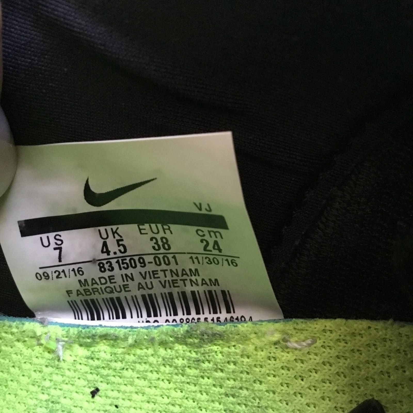 Nike Nike Black Sneakers Size US 7 / IT 37 - 4 Thumbnail