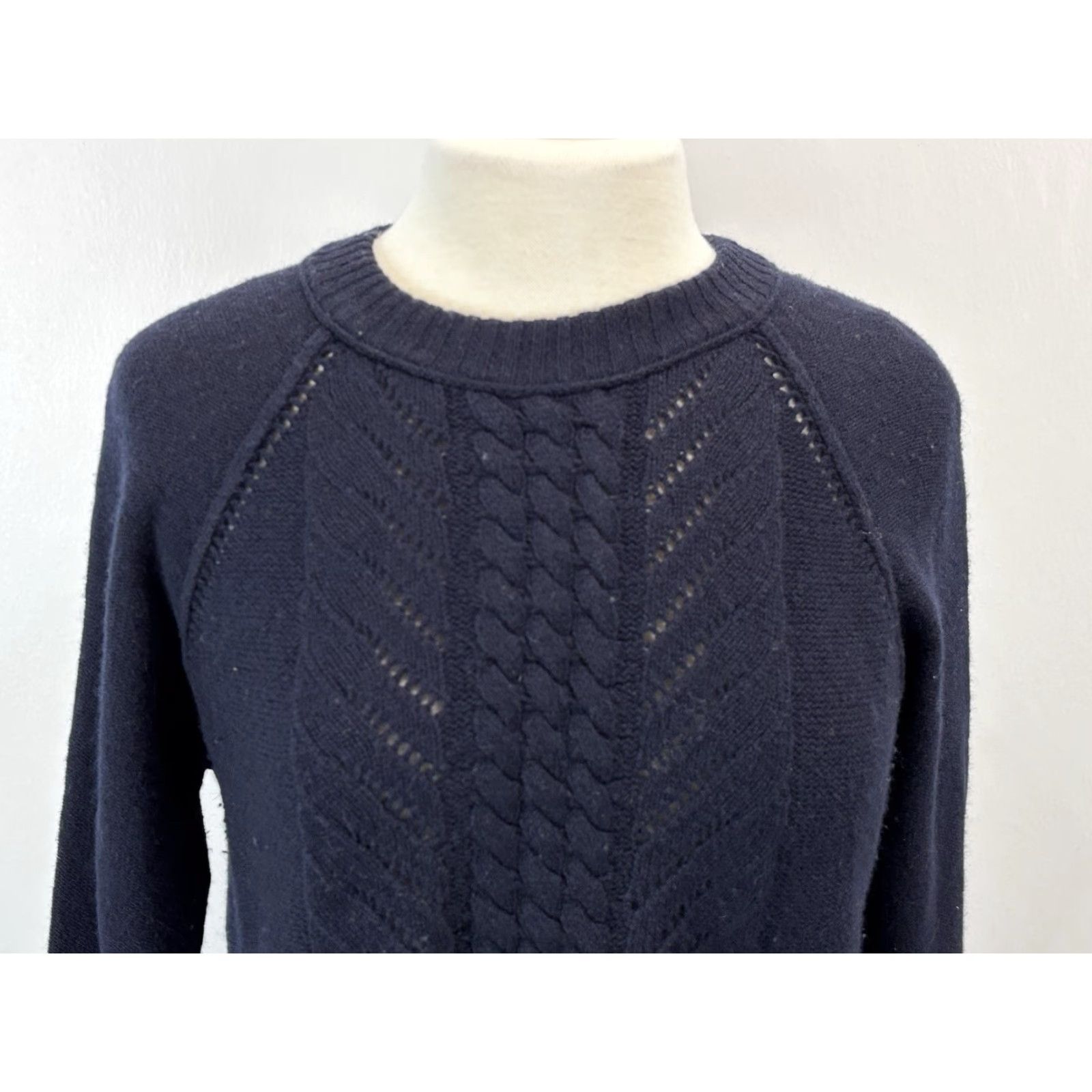 J.Crew J.CREW 100% Wool Crew Neck Sweater Women's Small Navy Blue Pullover Size S / US 4 / IT 40 - 5 Thumbnail