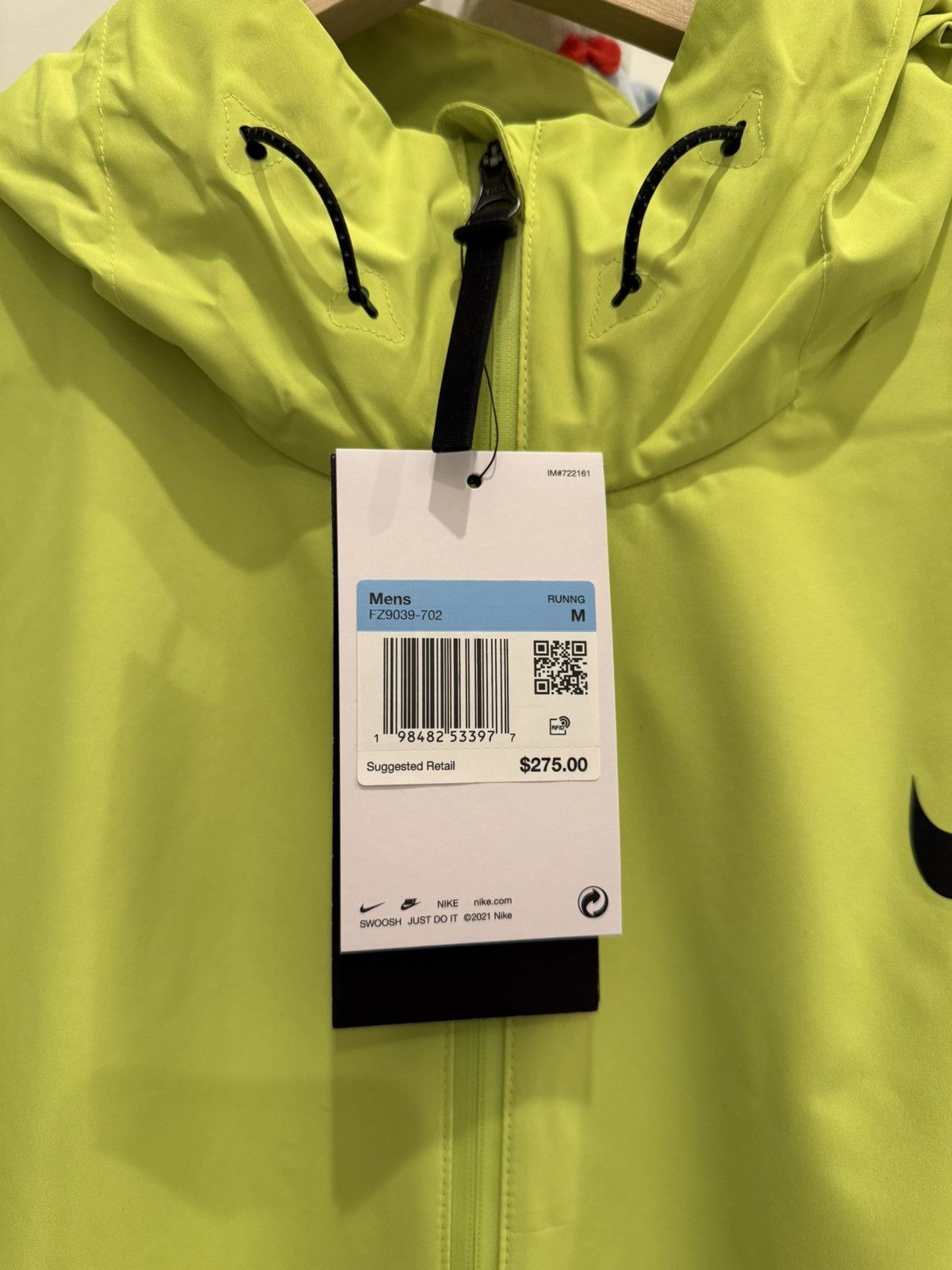 Nike Men's Storm-FIT Aerogami Running Jacket Size US M / EU 48-50 / 2 - 4 Thumbnail