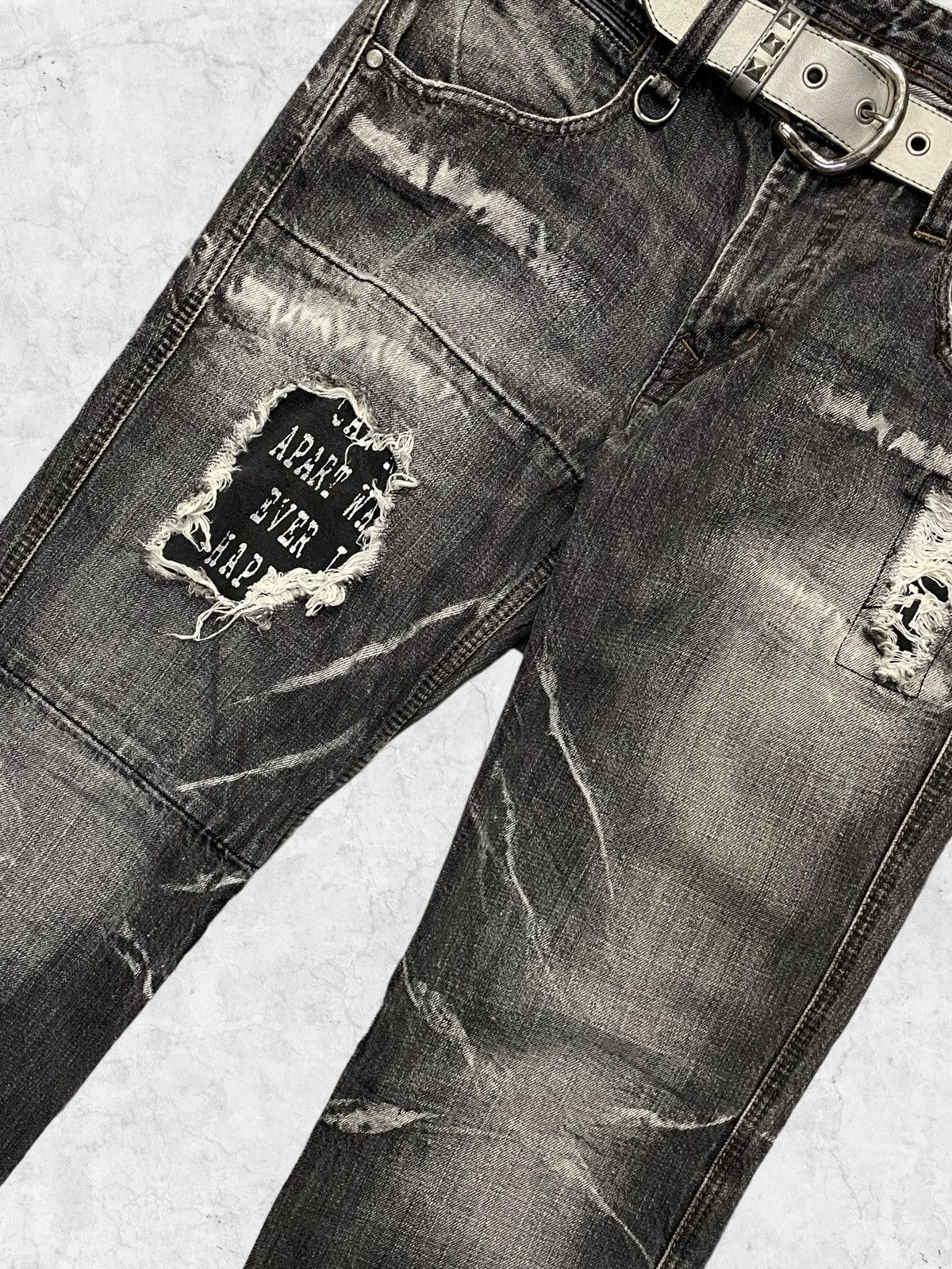 HIDEAWAYS × Japanese Brand Hideaways Distressed Patched Flared Jeans With Studded Belt Size US 32 / EU 48 - 6 Thumbnail