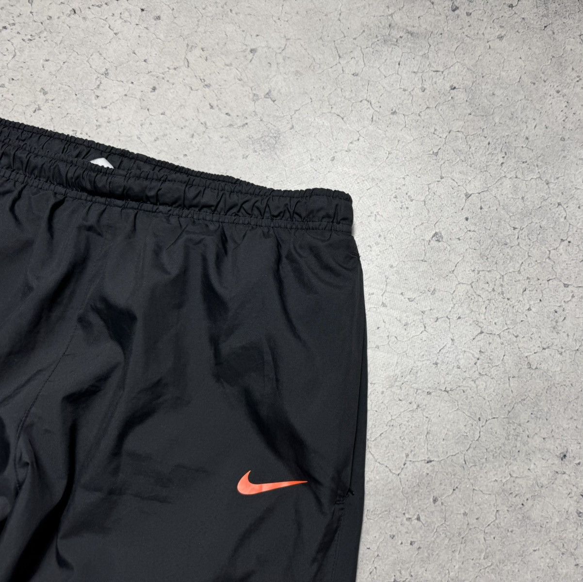 Nike Nike Vintage Baggy Track Pants Joggers Black Drill Swoosh Size US 34 / EU 50 - 3 Thumbnail