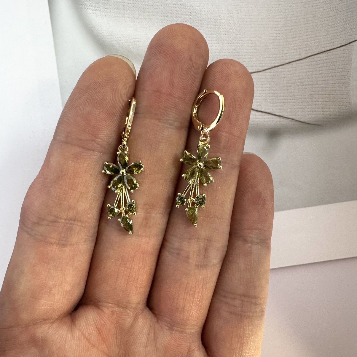 Other Green Crystal Flower Dangle Drop Earrings for Women Size ONE SIZE - 4 Thumbnail