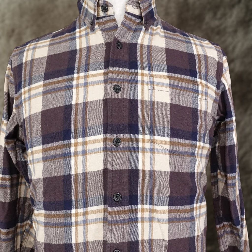 Eddie Bauer VINTAGE Eddie Bauer Flannel Shirt Men’s Medium Casual Plaid Cotton Long Sleeve Button-Down Size US M / EU 48-50 / 2 - 1 Thumbnail