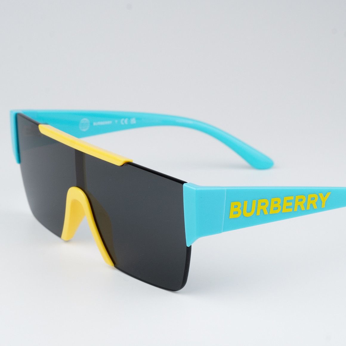 Burberry NEW Burberry JB4387 405087 KIDS Shield Unisex Sunglasses Size ONE SIZE - 5 Thumbnail
