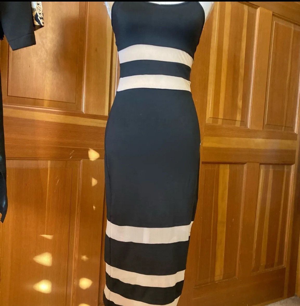 Designer × Other Nwt, Lavishly Paris Elegant Spaghetti Strap Bodycon Dress Size S / US 4 / IT 40 - 8 Thumbnail