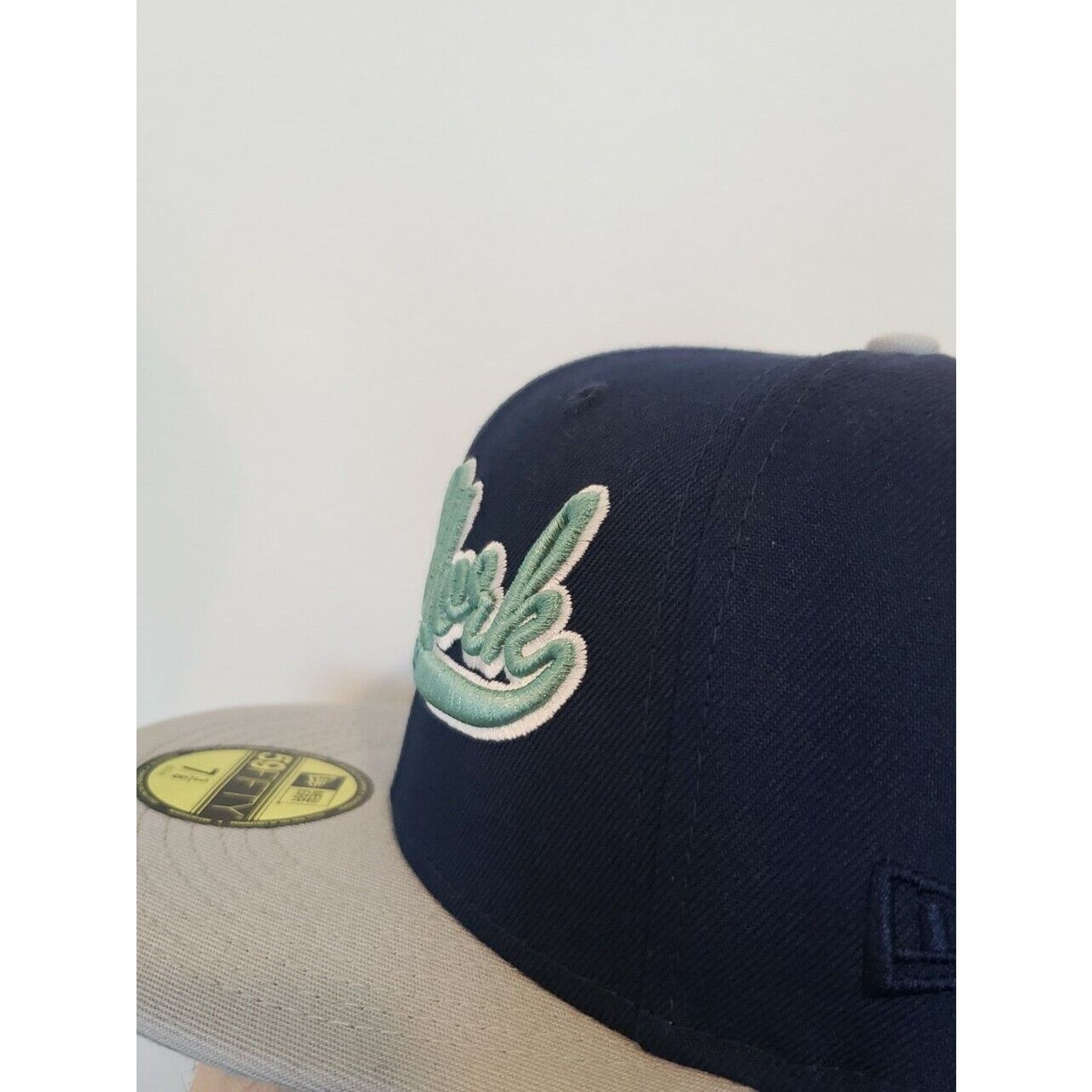 New Era New York Yankees Hat Size 7 3/8 Navy Fitted 59Fifty New Era Size ONE SIZE - 5 Thumbnail