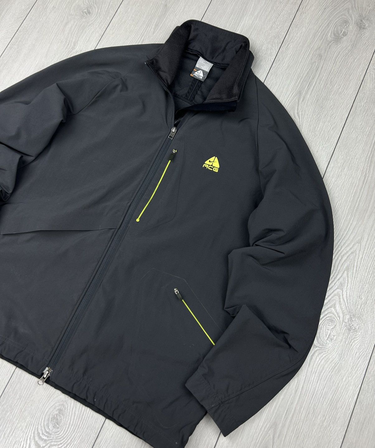 Nike ACG × Vintage Nike ACG Vintage Jacket Grey Size L Size US L / EU 52-54 / 3 - 2 Thumbnail