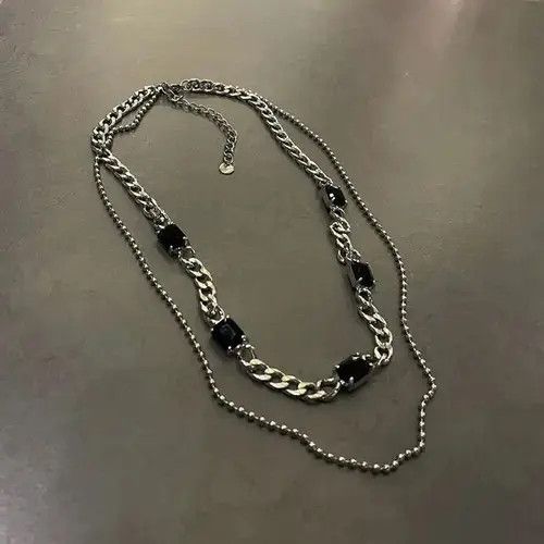 Jewelry Black Stone Necklace Chain Jewelry Classic Casual Gothic Art Size ONE SIZE - 2 Thumbnail