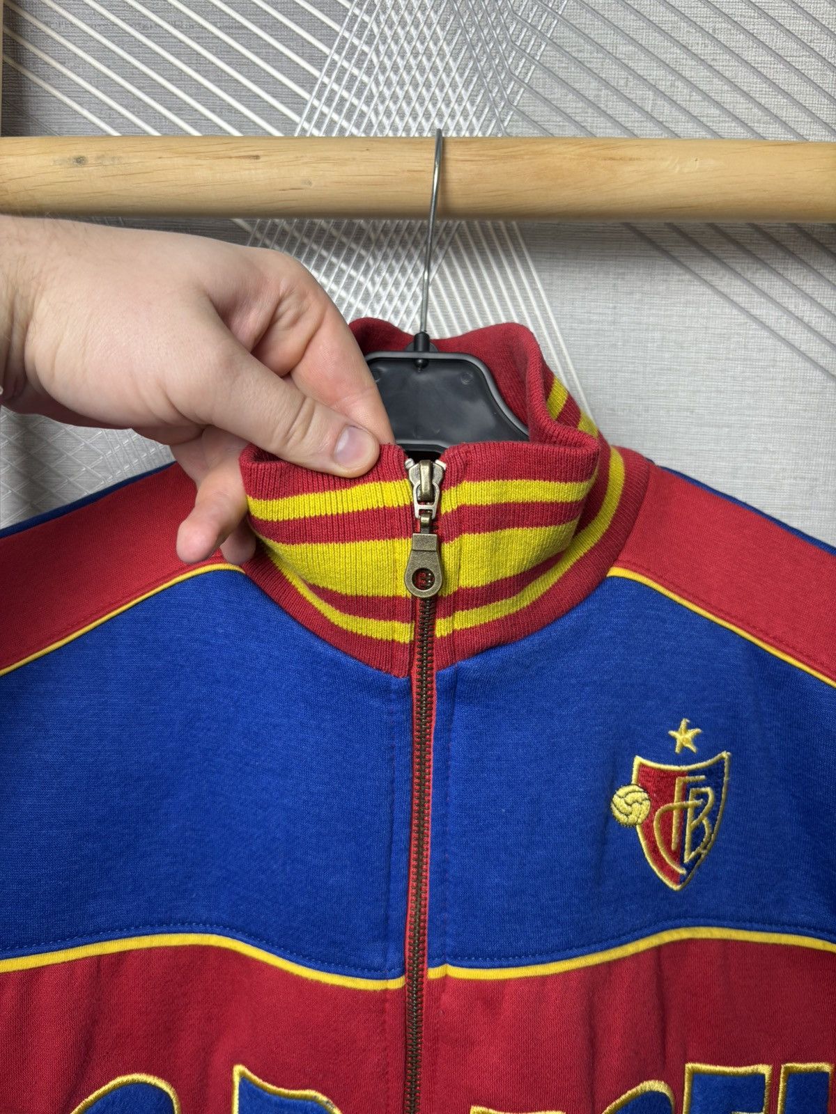 Vintage Vintage FC Basel 1893 Streetwear Zip Hoodie Size US M / EU 48-50 / 2 - 11 Thumbnail