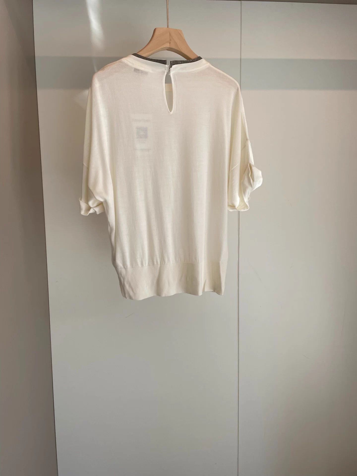 Brunello Cucinelli BC ivory beaded wool cashmere T-shirt M Size M / US 6-8 / IT 42-44 - 2 Thumbnail