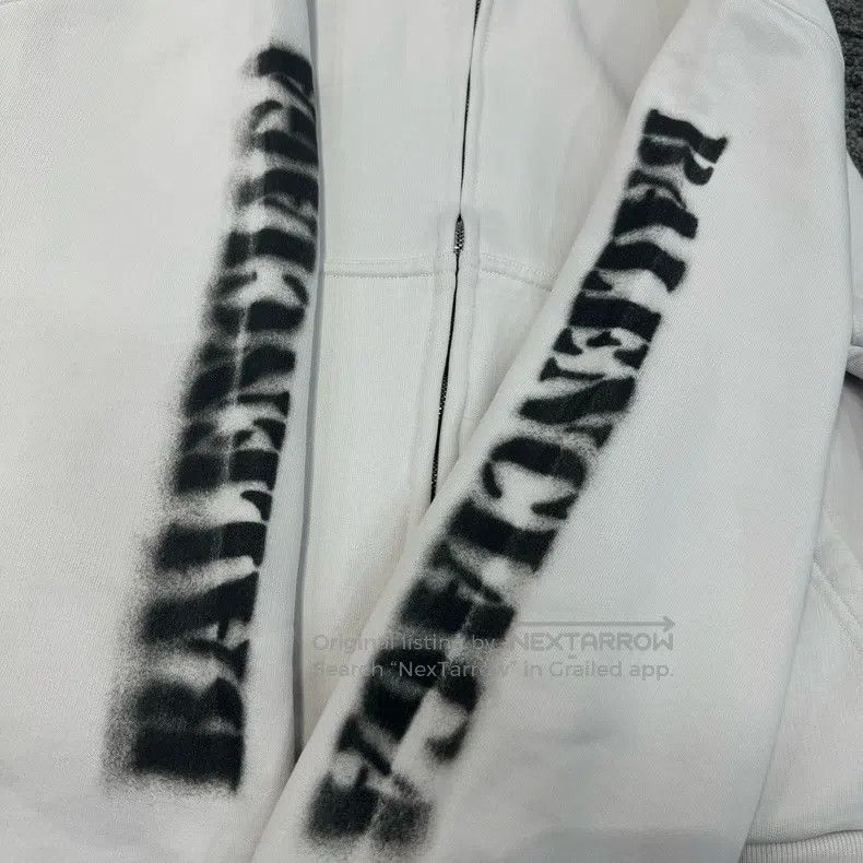 Balenciaga Balenciaga Distressed Destroyed Letter Hoodie Size US S / EU 44-46 / 1 - 3 Thumbnail