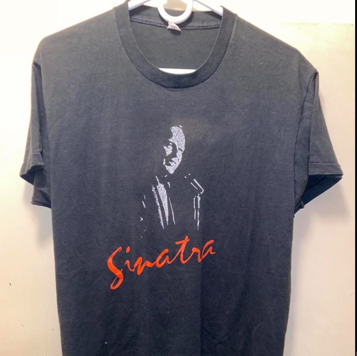 Band Tees Frank sinatra vintage tshirt used size XL Size US XL / EU 56 / 4 - 9 Thumbnail