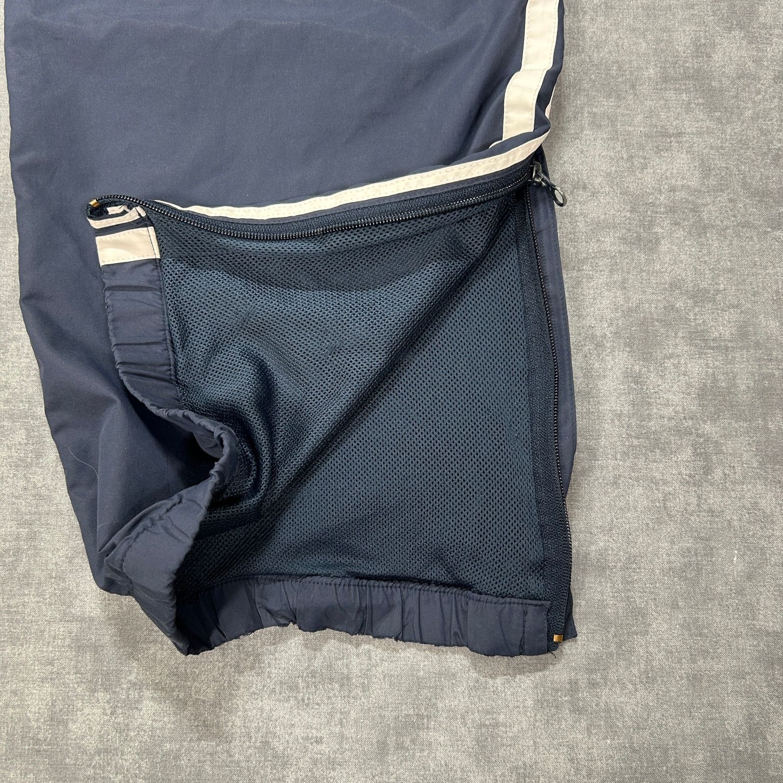 Pull & Bear Pull & Bear XDYE Subversive Royals retro track pants mens S Size US 32 / EU 48 - 3 Thumbnail