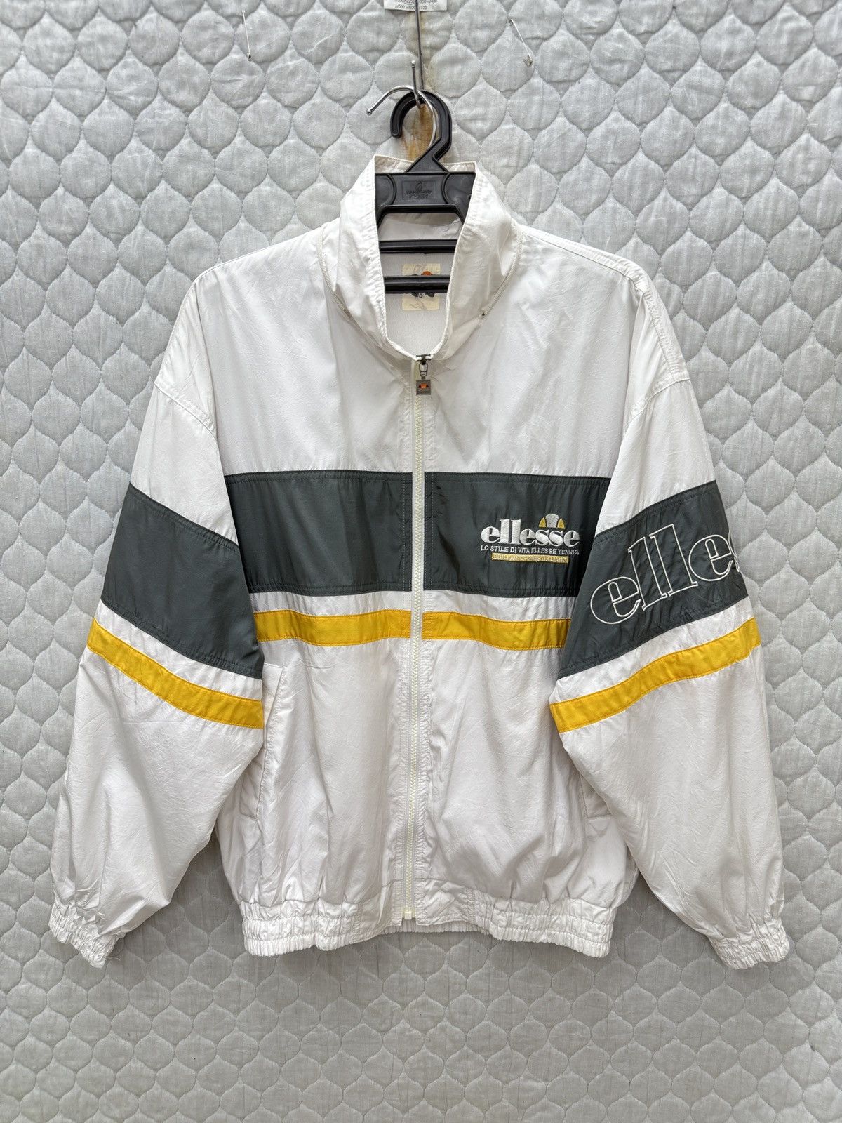 Ellesse 🔥🔥🔥STEALS VTG ELLESE LIGHT JACKET Size US M / EU 48-50 / 2 - 1 Thumbnail