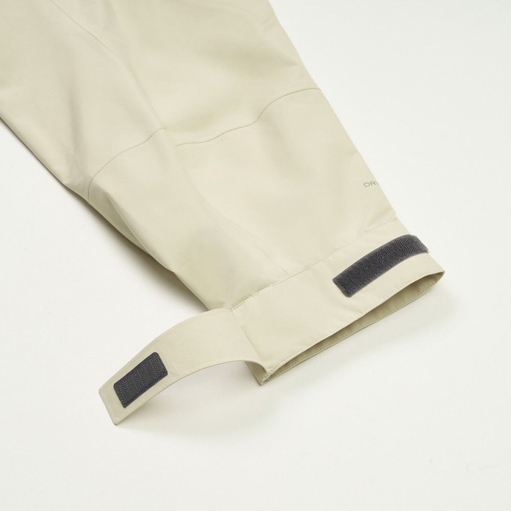 The North Face Urban Exploration UNISEX DryVent™ RETRO HARDSHELL JACKET Size US M / EU 48-50 / 2 - 7 Thumbnail