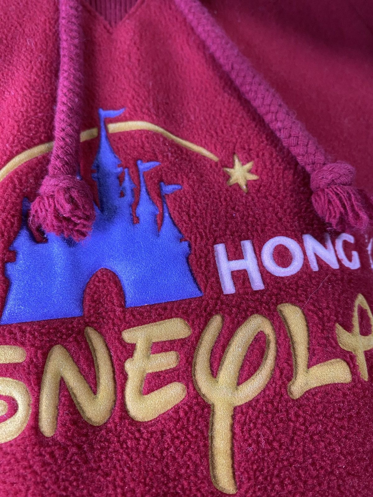 Disney Disney Tokyo Japan Hoodie Sweater Size Small Size US S / EU 44-46 / 1 - 6 Thumbnail
